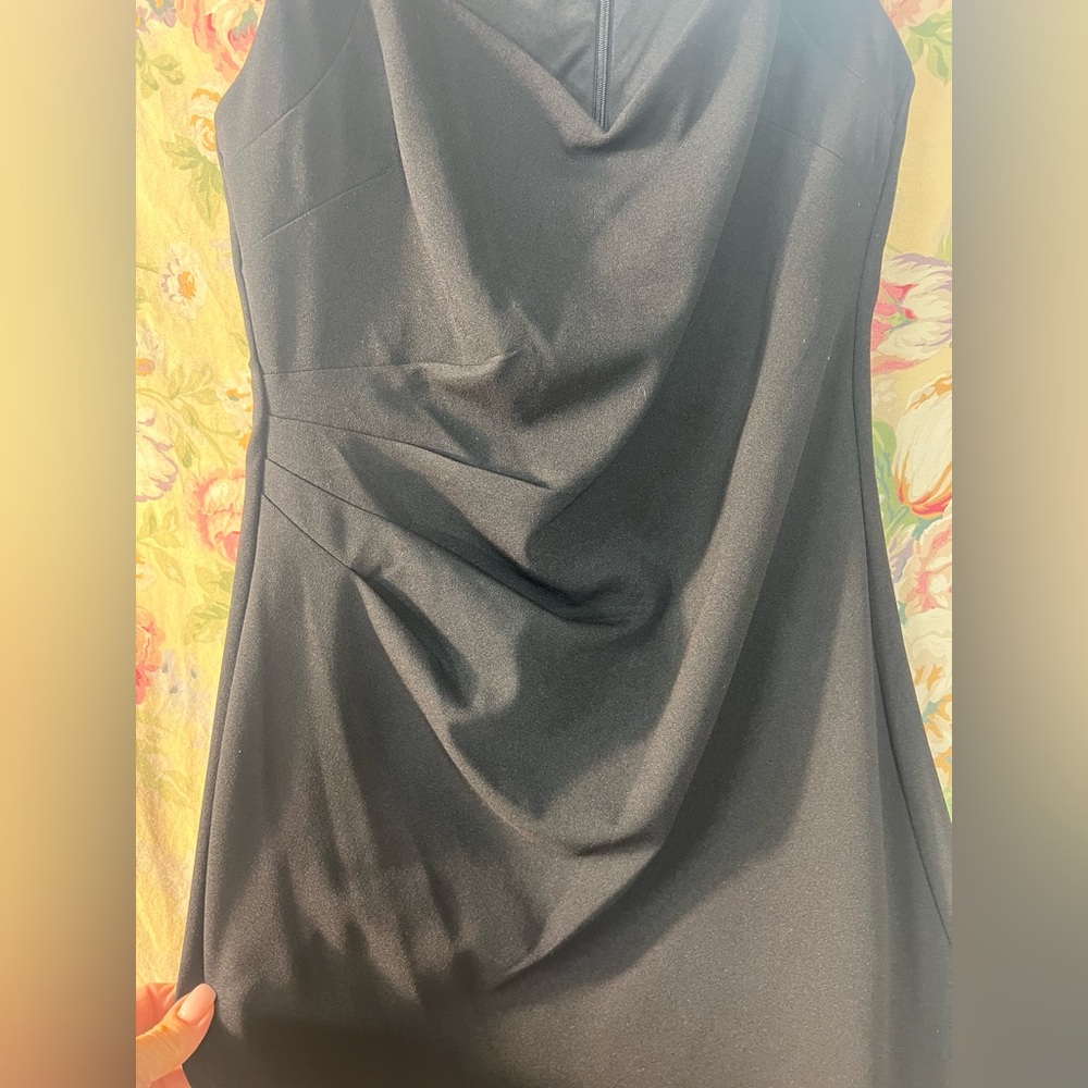 Elegant Black Sleeveless Mini Dress - Picture 6 of 12